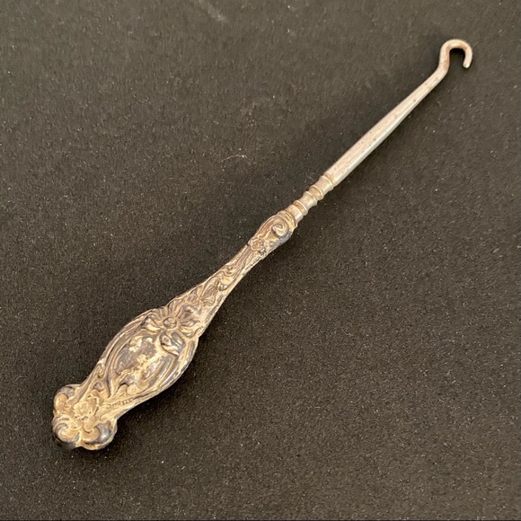 Antique Accessories - Antique silver Art Nouveau shoe boot button hook